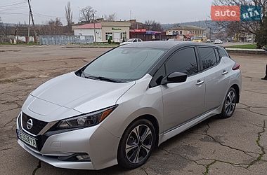 Хетчбек Nissan Leaf 2020 в Миколаєві