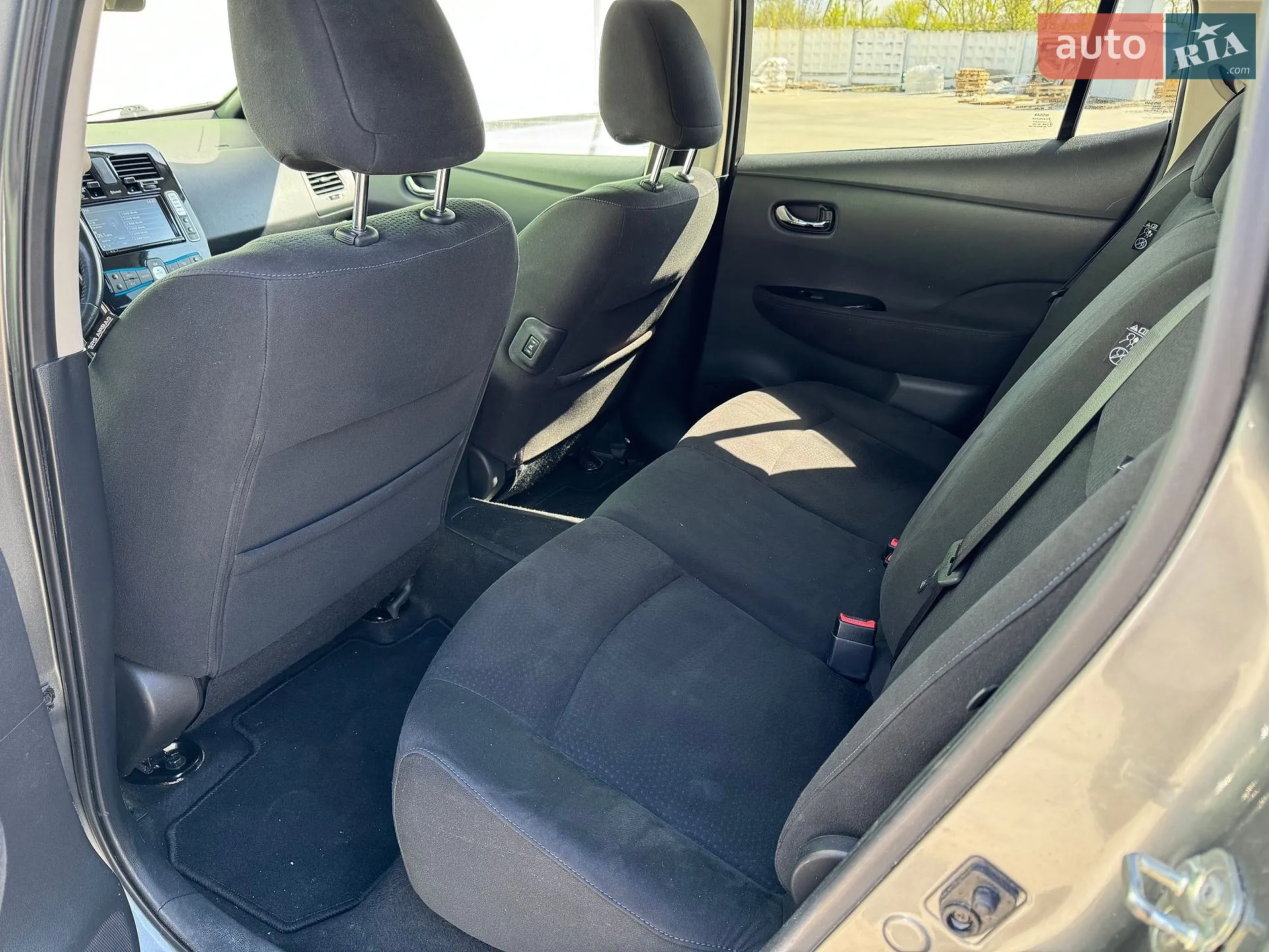 2014 Nissan Leaf - мініатюра 33
