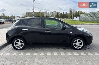 Хэтчбек Nissan Leaf 2014 в Владимире