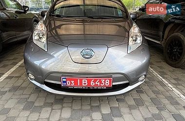 Хэтчбек Nissan Leaf 2014 в Днепре