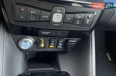 Хэтчбек Nissan Leaf 2019 в Калуше