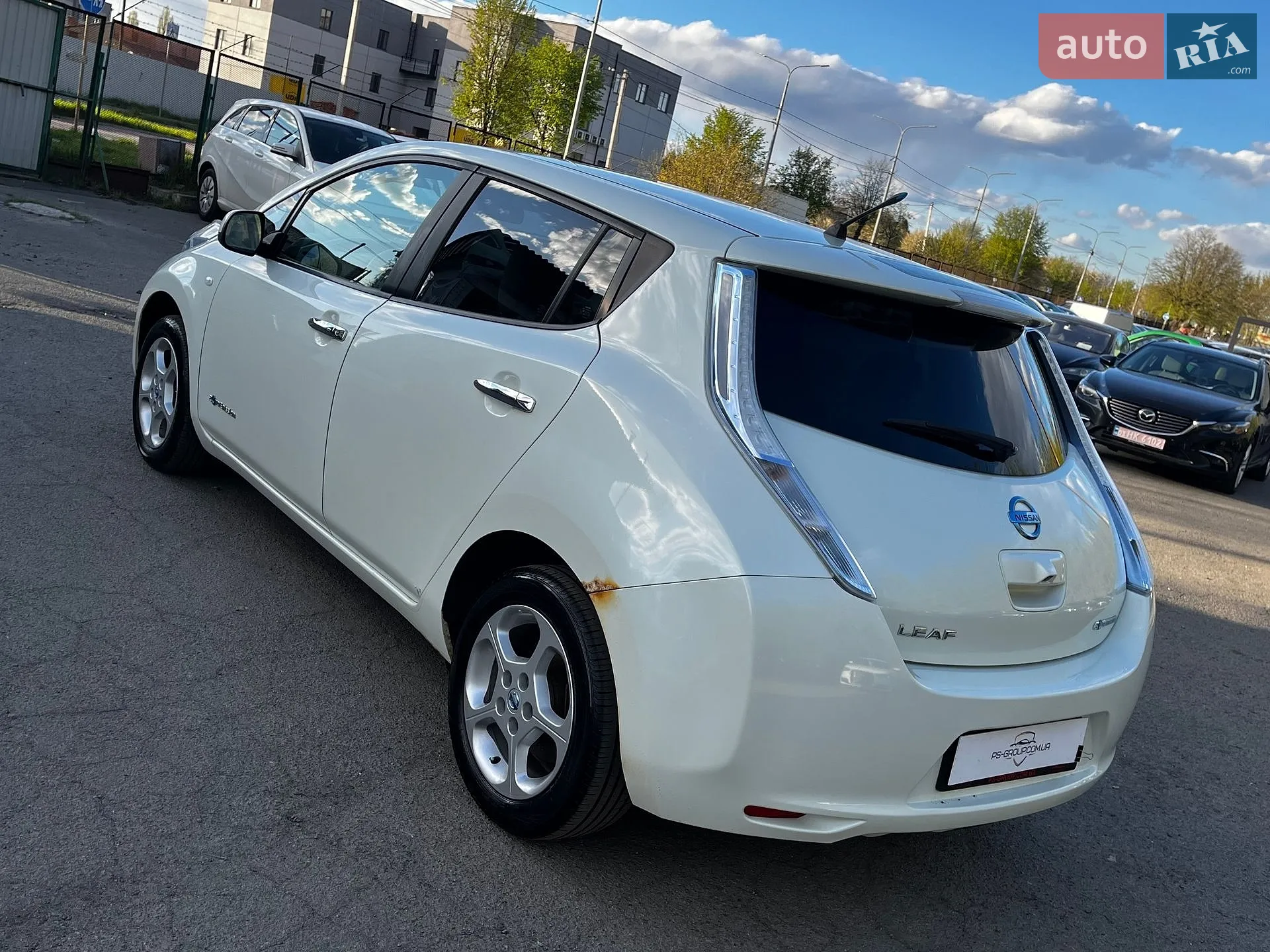 2013 Nissan Leaf - мініатюра 9
