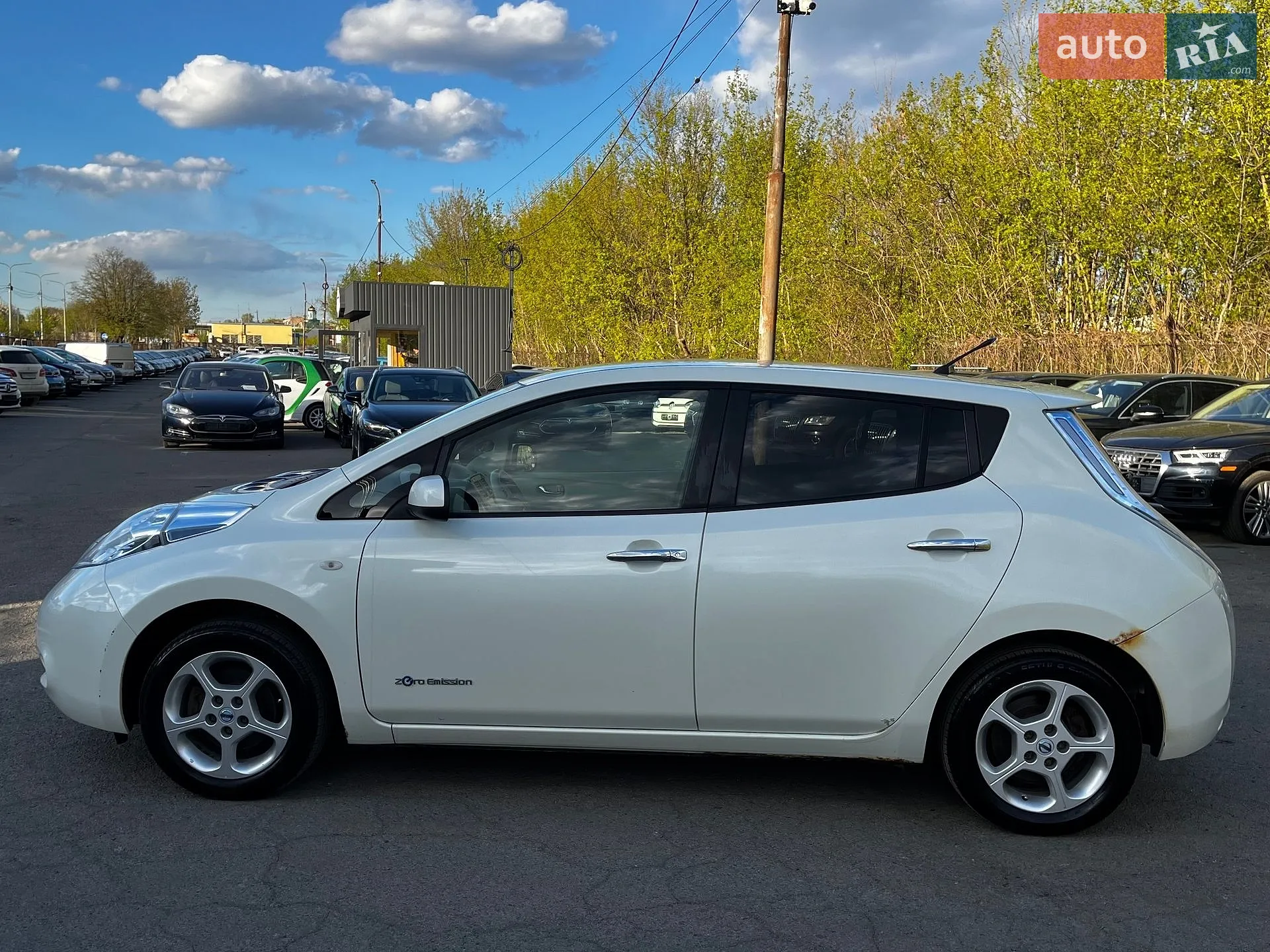 2013 Nissan Leaf - мініатюра 11
