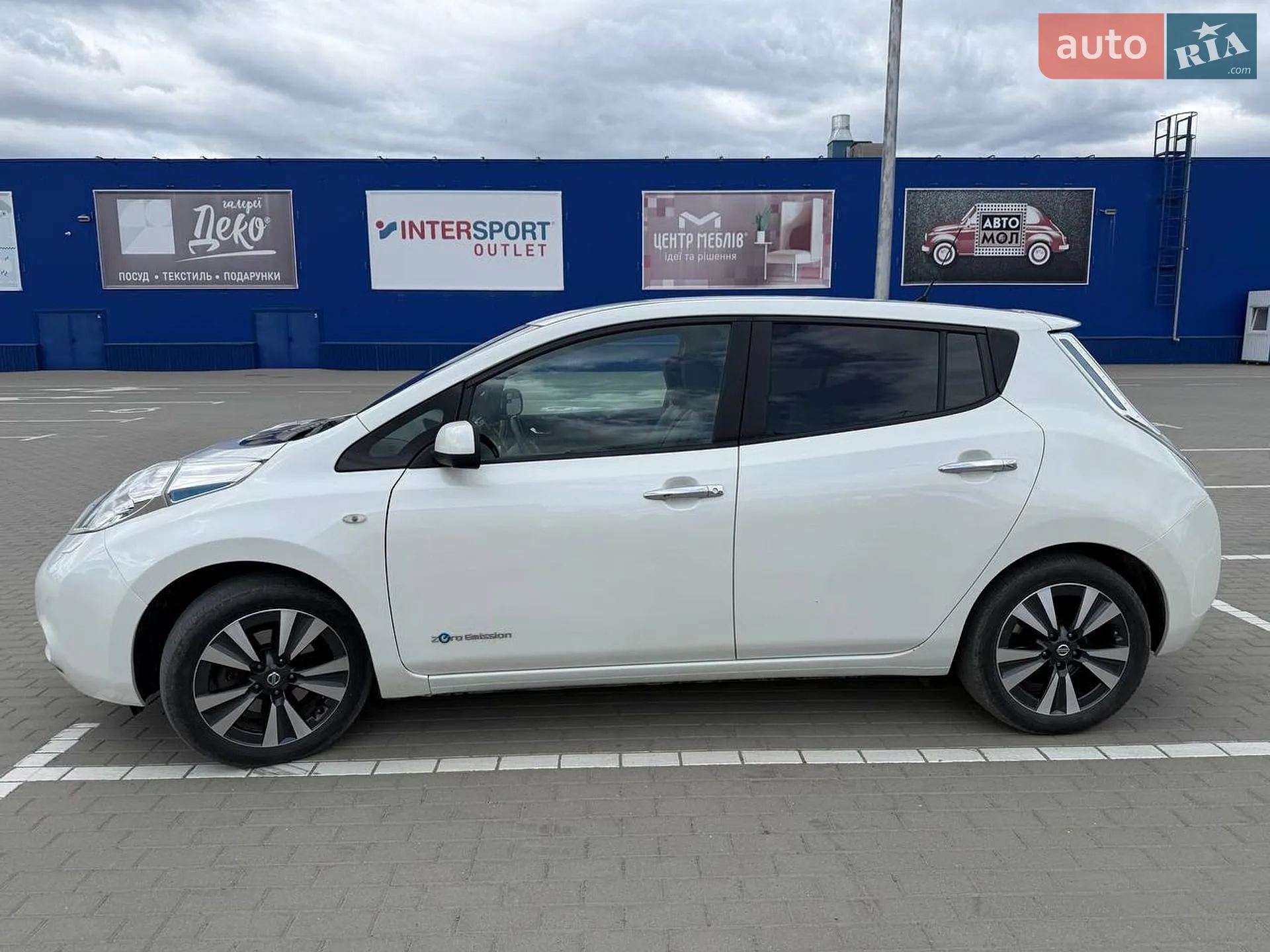 2017 Nissan Leaf - мініатюра 7