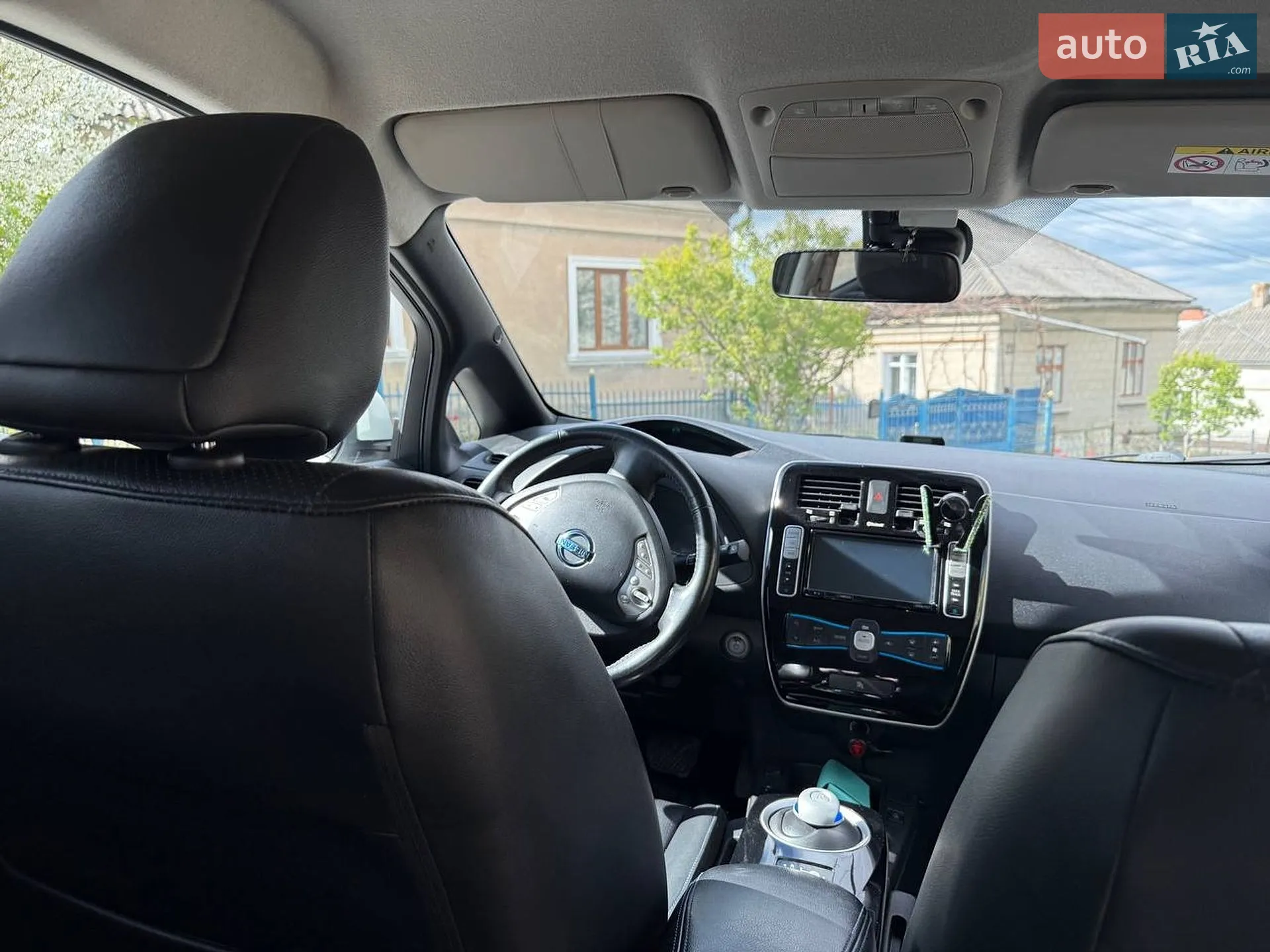 2017 Nissan Leaf - мініатюра 16