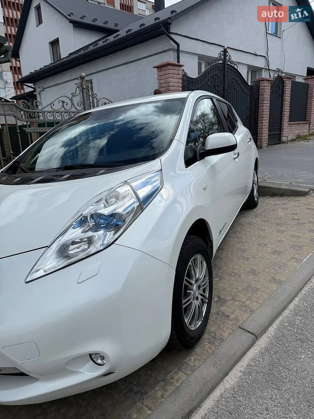 2017 Nissan Leaf - мініатюра 24