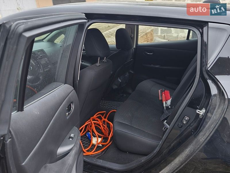 Хэтчбек Nissan Leaf 2014 в Ивано-Франковске