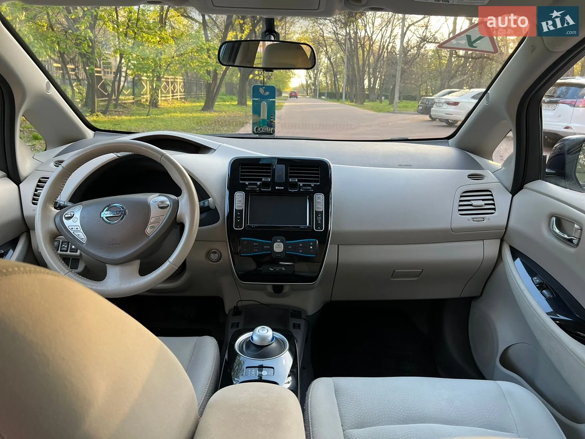 2016 Nissan Leaf - мініатюра 10