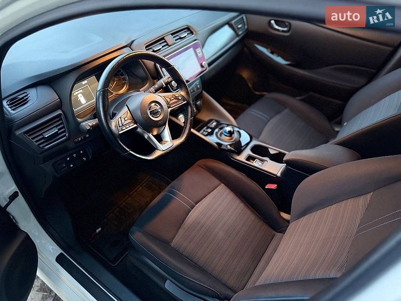 Хэтчбек Nissan Leaf 2020 в Смыге фото 13 Хэтчбек Nissan Leaf 2020 в Смыге