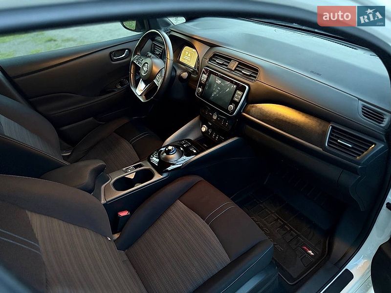 Хэтчбек Nissan Leaf 2020 в Смыге фото 21 Хэтчбек Nissan Leaf 2020 в Смыге