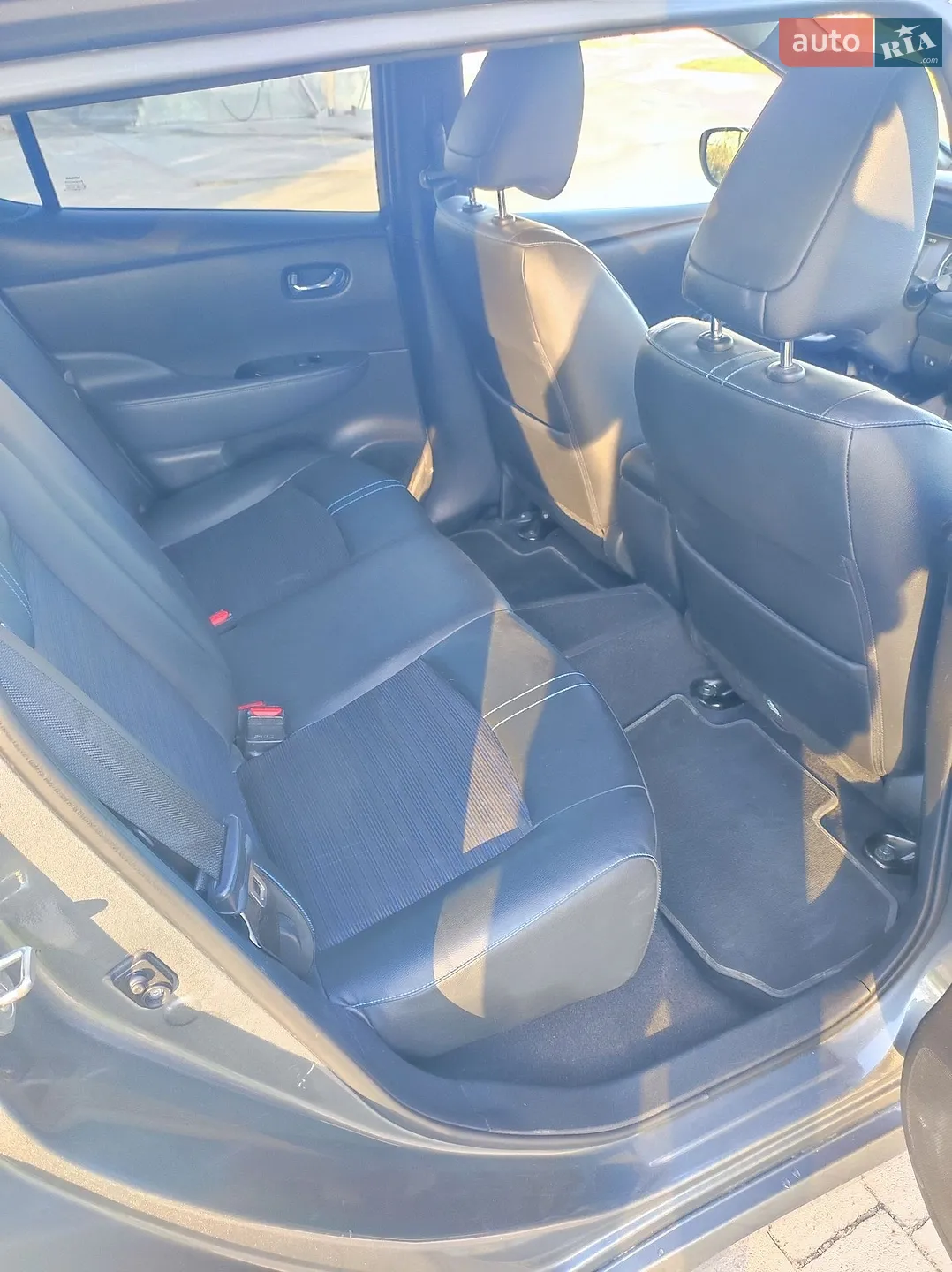 2018 Nissan Leaf - мініатюра 31