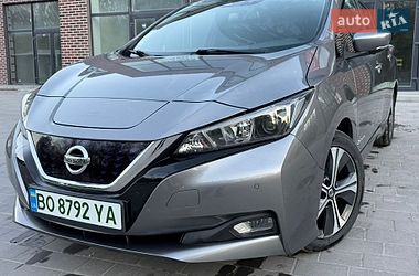 Хэтчбек Nissan Leaf 2019 в Тернополе