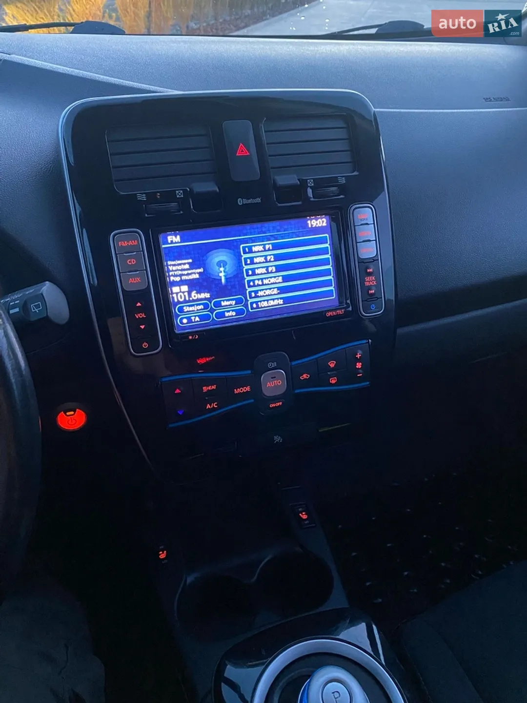 2015 Nissan Leaf - мініатюра 24