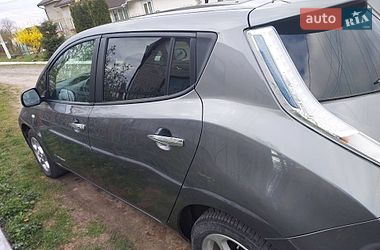 Хетчбек Nissan Leaf 2014 в Сокалі