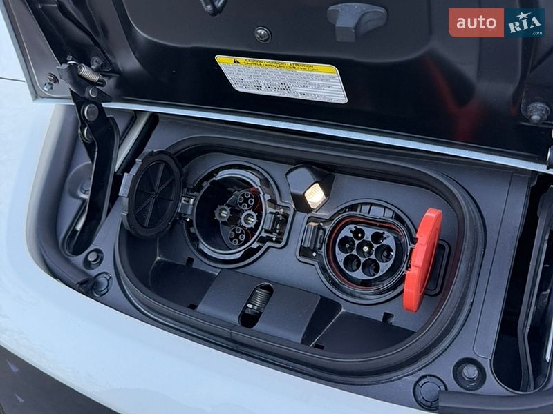 Хетчбек Nissan Leaf 2020 в Кам'янець-Подільському