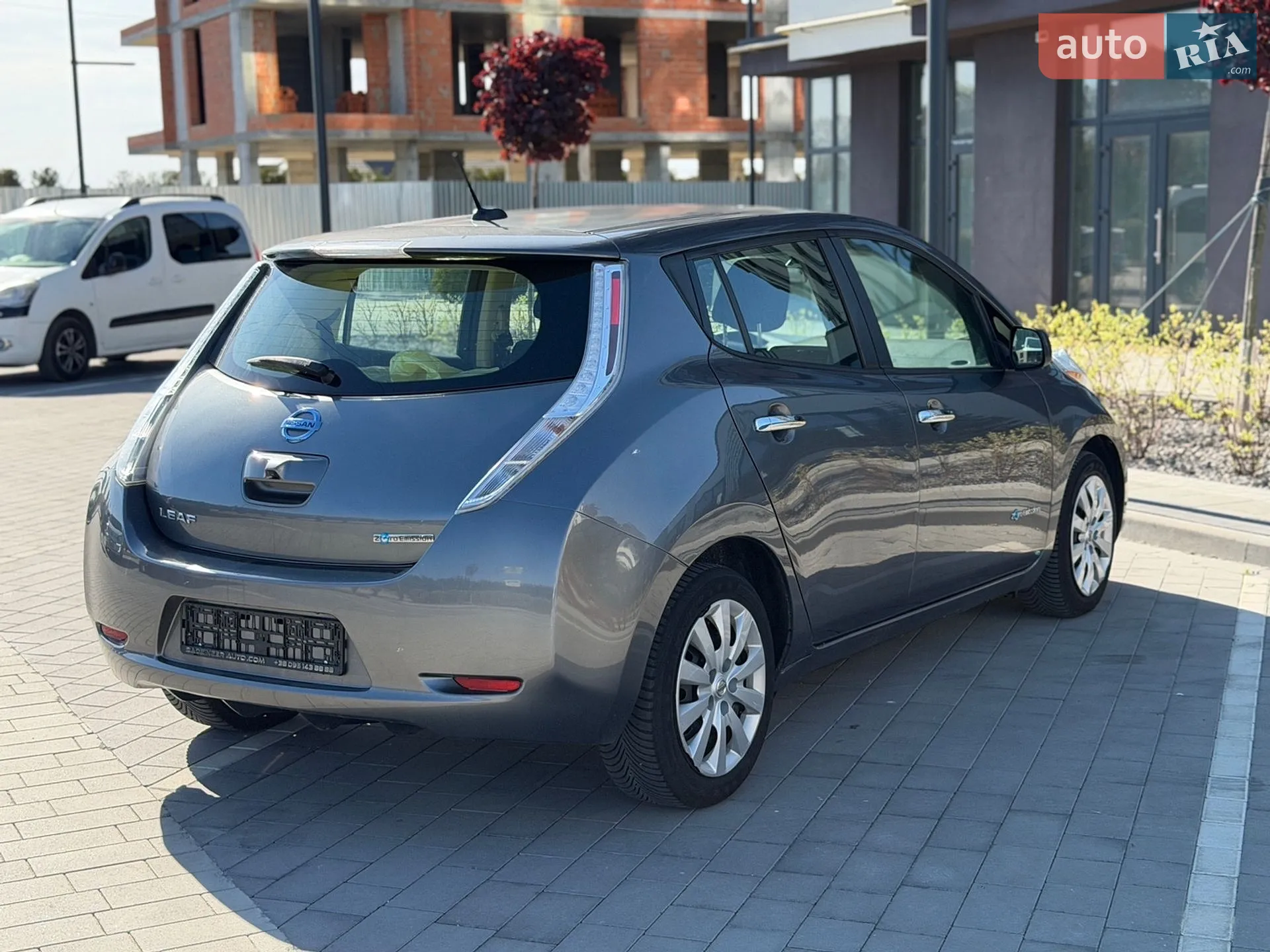 2015 Nissan Leaf - мініатюра 4