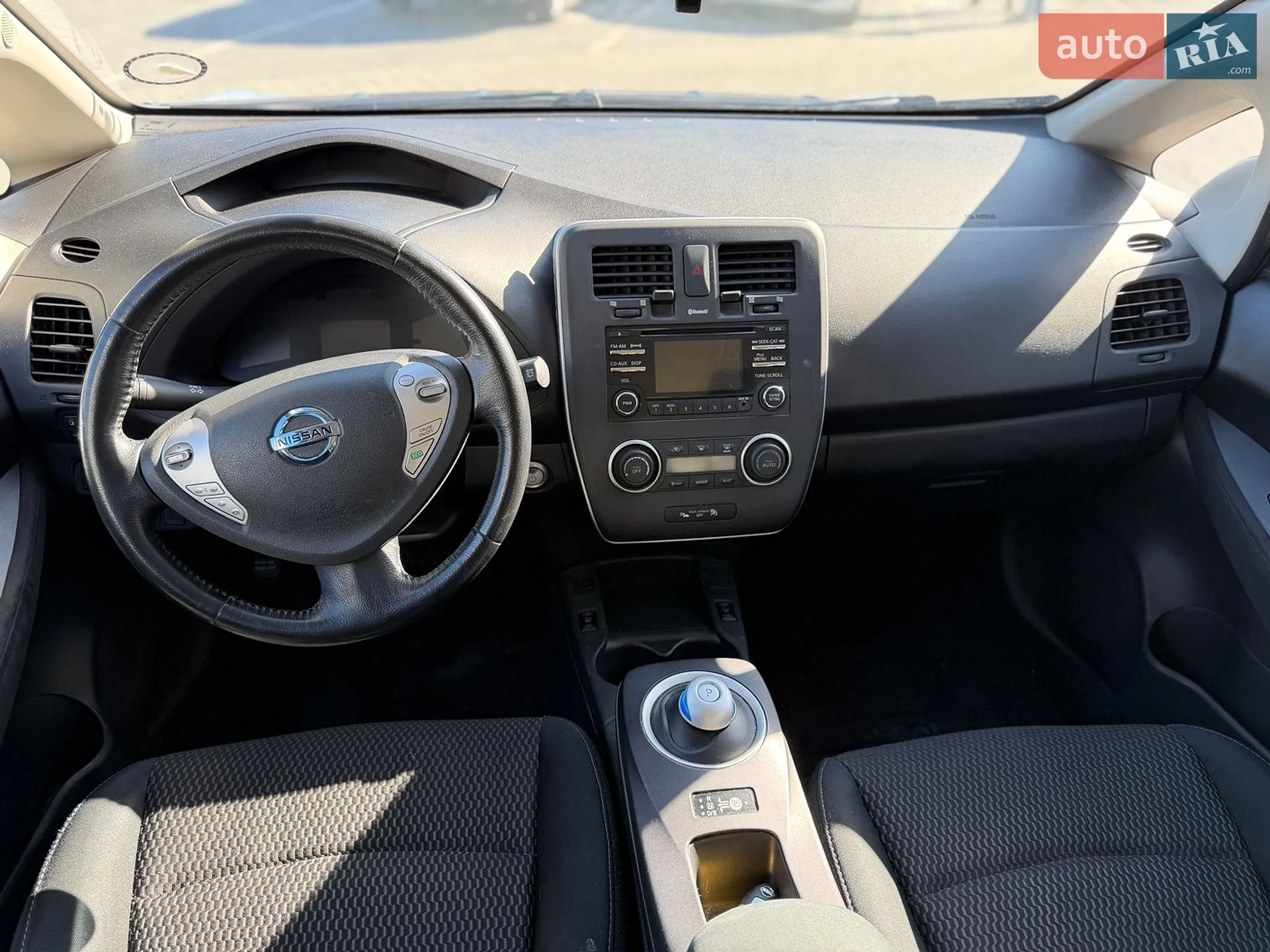 2015 Nissan Leaf - мініатюра 8