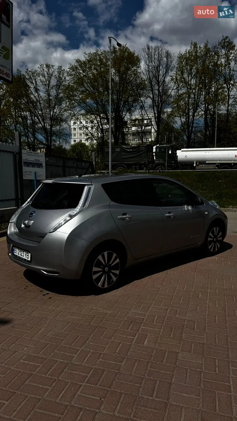 2014 Nissan Leaf - мініатюра 5