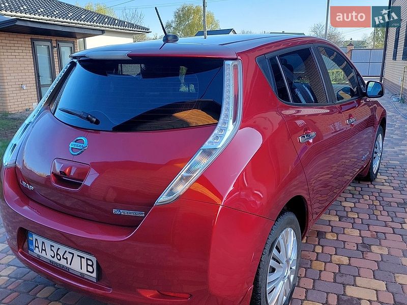 Хэтчбек Nissan Leaf 2014 в Киеве