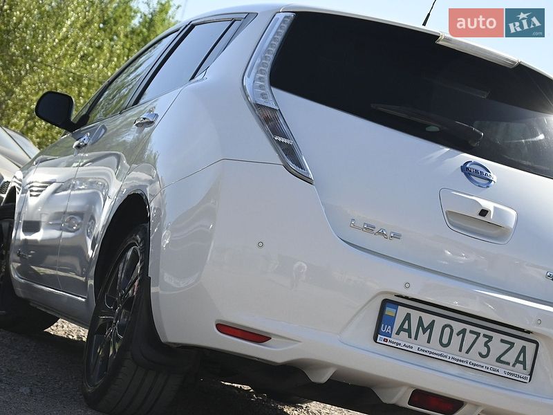 Хэтчбек Nissan Leaf 2016 в Бердичеве