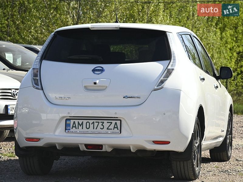 Хэтчбек Nissan Leaf 2016 в Бердичеве