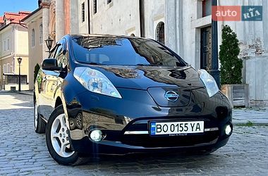 Хетчбек Nissan Leaf 2014 в Кам'янець-Подільському