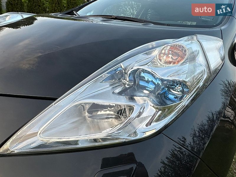 Хэтчбек Nissan Leaf 2016 в Днепре