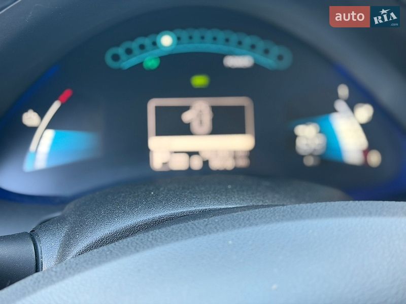 Хэтчбек Nissan Leaf 2017 в Золочеве