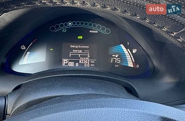 Хэтчбек Nissan Leaf 2016 в Киеве