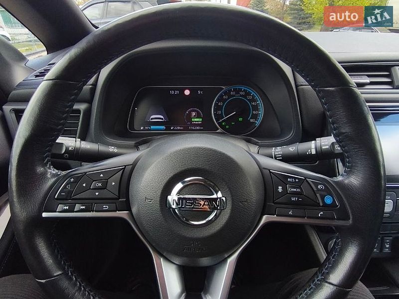 Хетчбек Nissan Leaf 2018 в Луцьку
