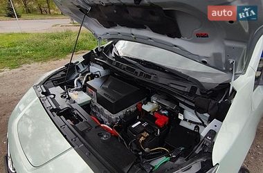 Хетчбек Nissan Leaf 2018 в Луцьку