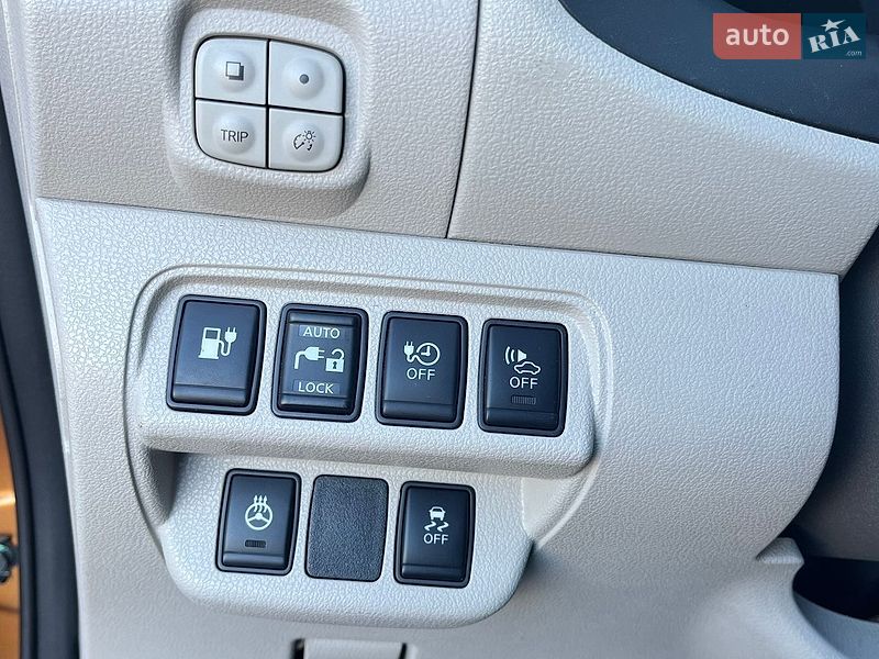 Хэтчбек Nissan Leaf 2016 в Одессе фото 23 Хэтчбек Nissan Leaf 2016 в Одессе