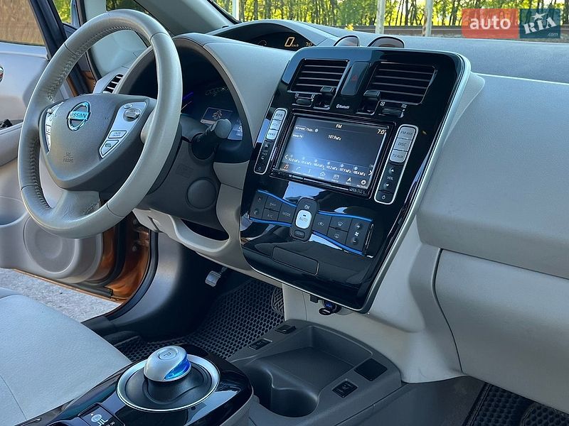 Хэтчбек Nissan Leaf 2016 в Одессе фото 31 Хэтчбек Nissan Leaf 2016 в Одессе