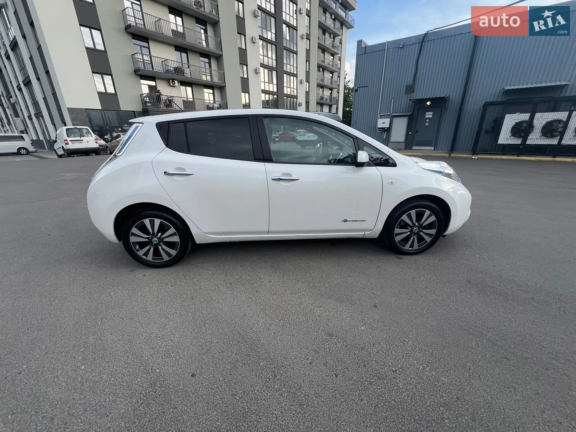 2014 Nissan Leaf - мініатюра 5