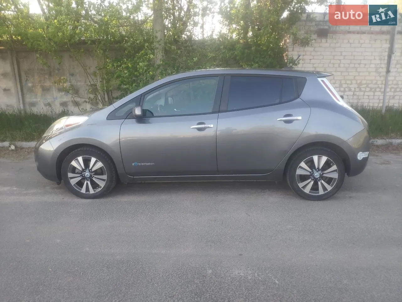 2015 Nissan Leaf - мініатюра 10