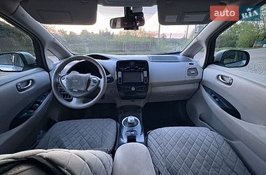 Хэтчбек Nissan Leaf 2012 в Ивано-Франковске