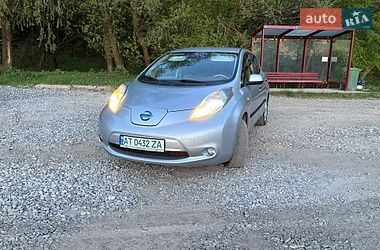 Хэтчбек Nissan Leaf 2012 в Ивано-Франковске