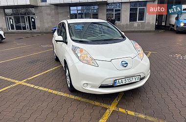 Хэтчбек Nissan Leaf 2013 в Киеве