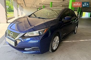 Хетчбек Nissan Leaf 2018 в Києві