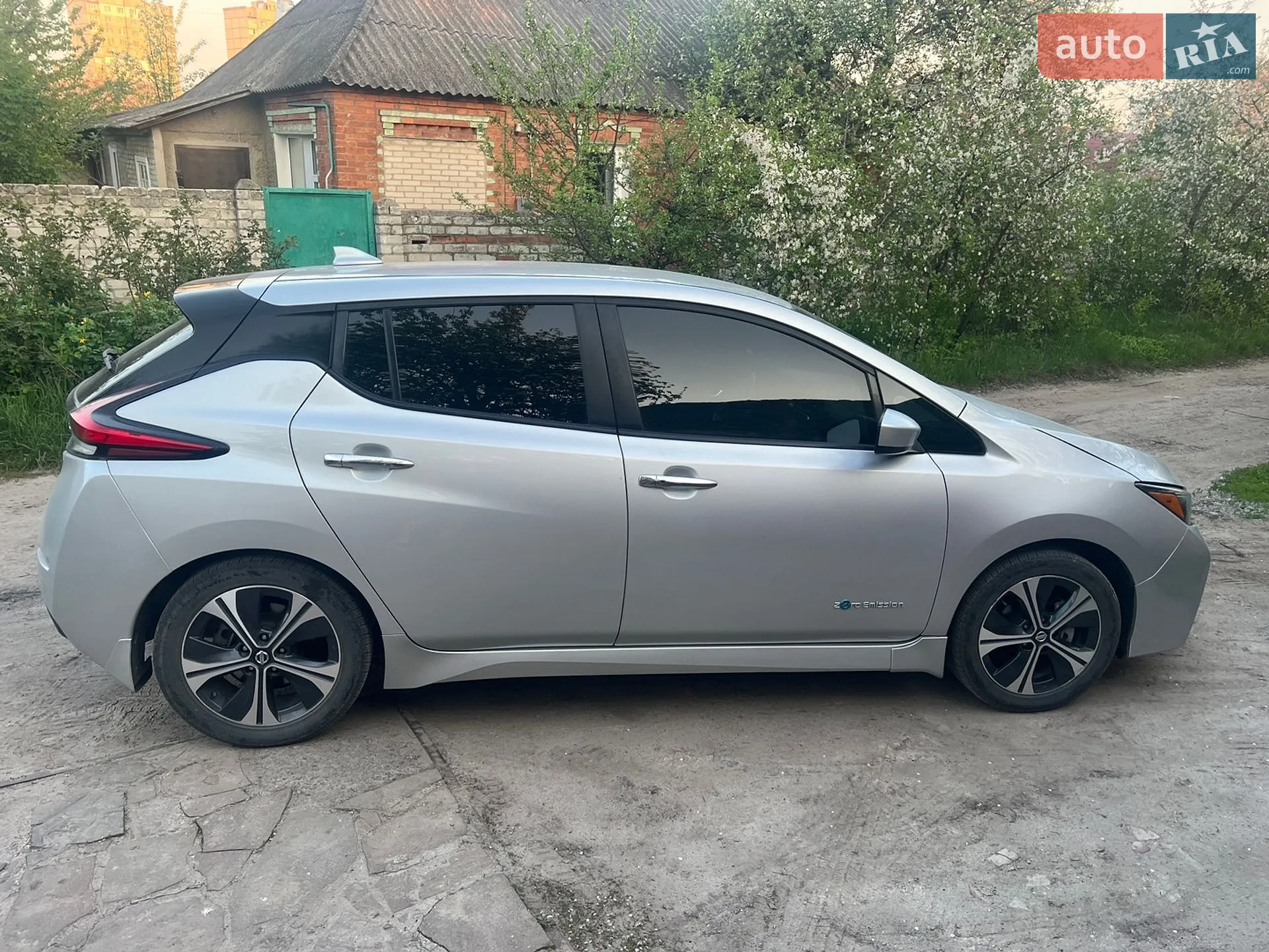 2018 Nissan Leaf - мініатюра 2