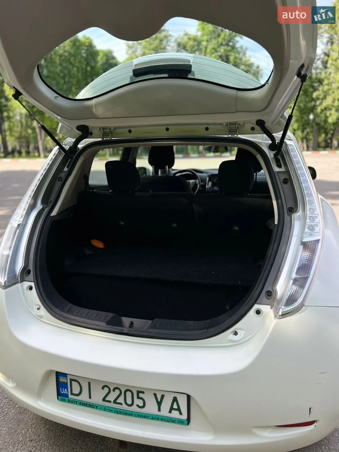 2016 Nissan Leaf - мініатюра 13