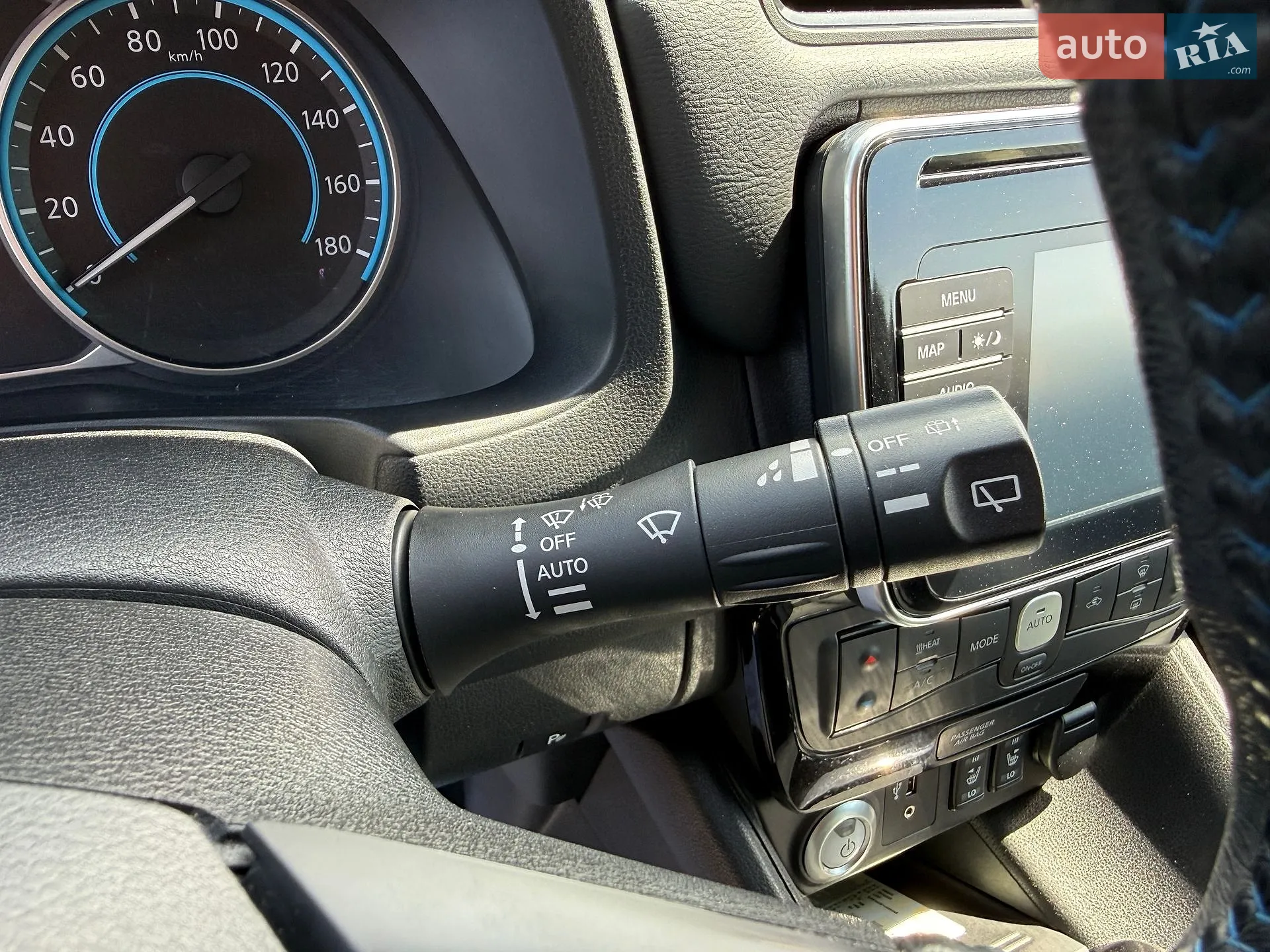 2018 Nissan Leaf - мініатюра 15