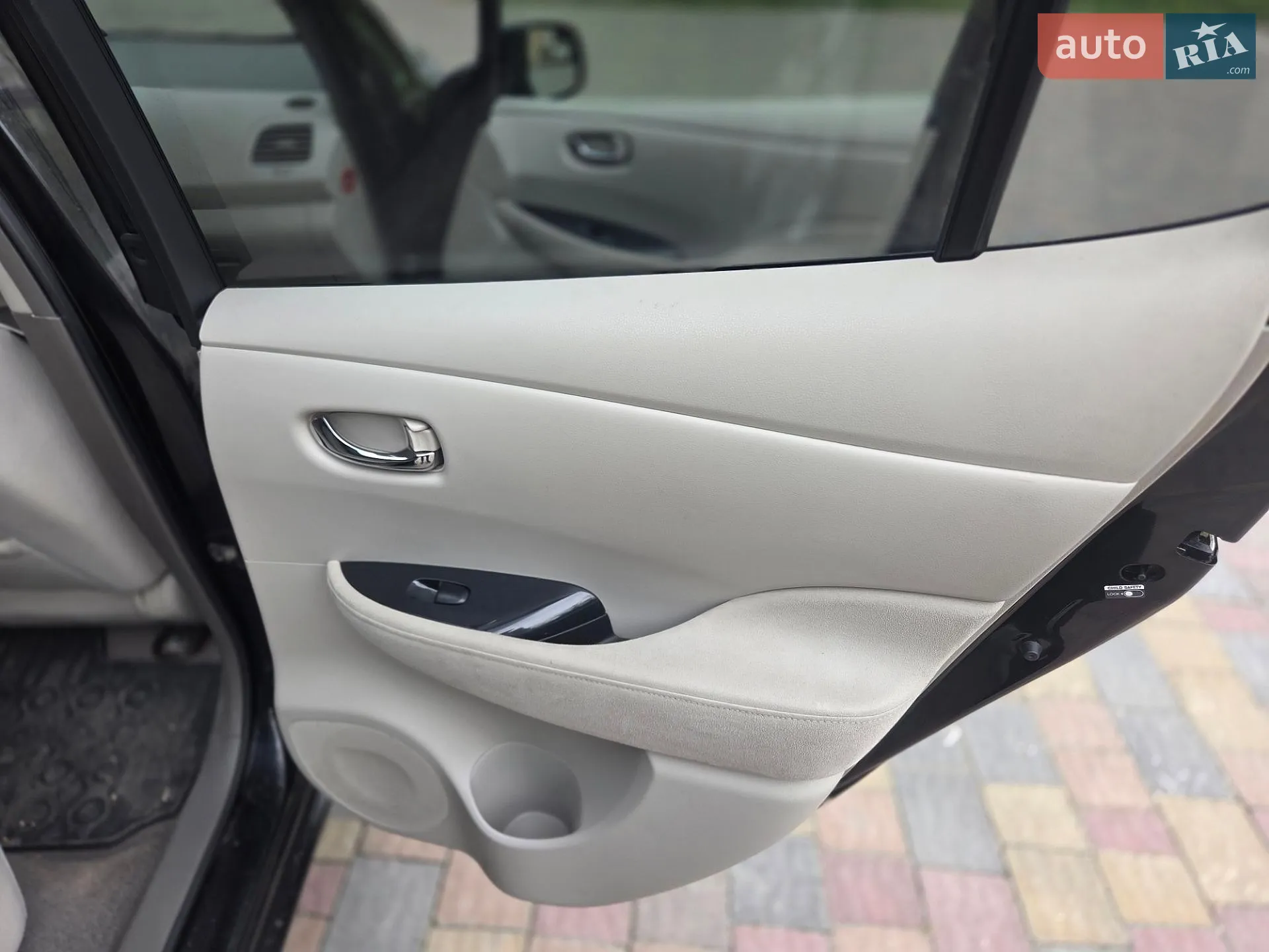 2012 Nissan Leaf - мініатюра 29