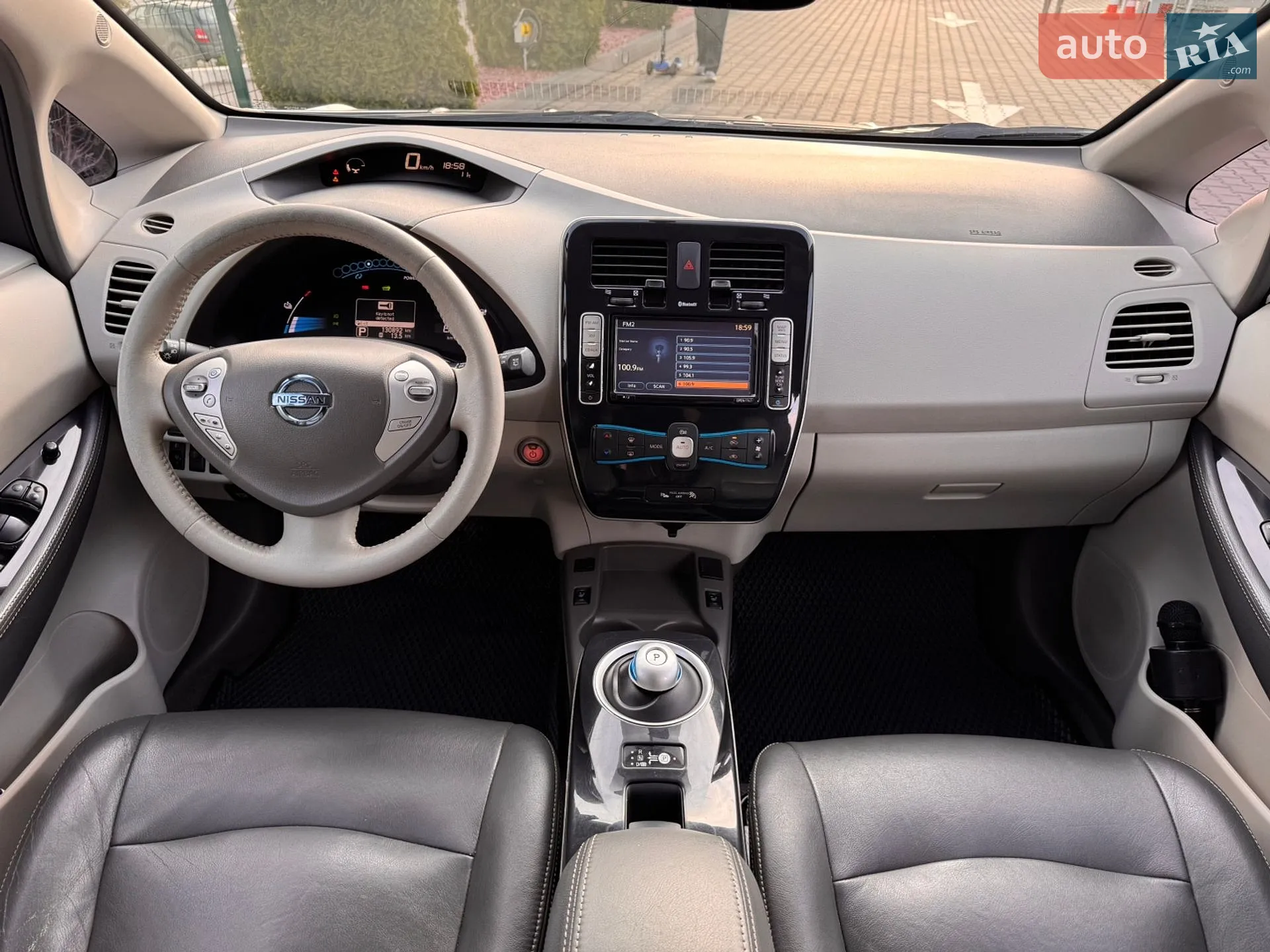 2012 Nissan Leaf - мініатюра 5