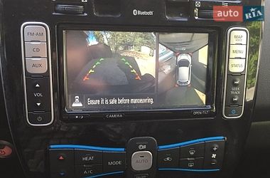 Хэтчбек Nissan Leaf 2014 в Черновцах