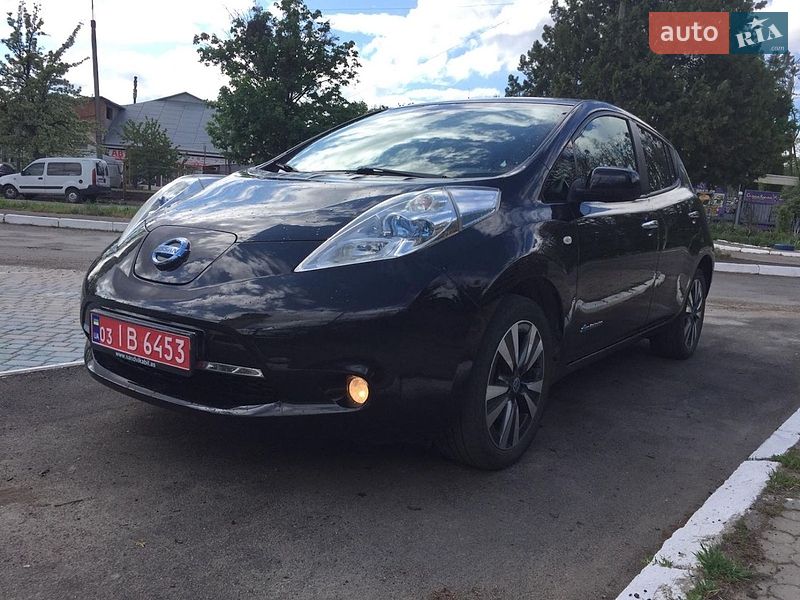 Хэтчбек Nissan Leaf 2014 в Черновцах