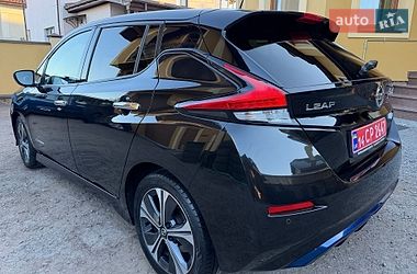 Хэтчбек Nissan Leaf 2019 в Львове