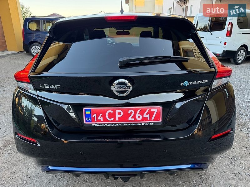 Хэтчбек Nissan Leaf 2019 в Львове