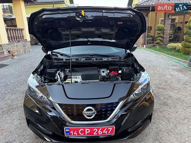 Хэтчбек Nissan Leaf 2019 в Львове