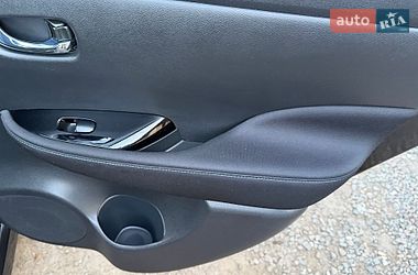 Хэтчбек Nissan Leaf 2019 в Львове
